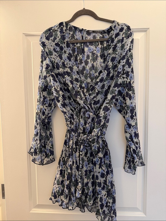 Zara Dresses & Skirts - Zara Blue Floral Wrap Mini Romper